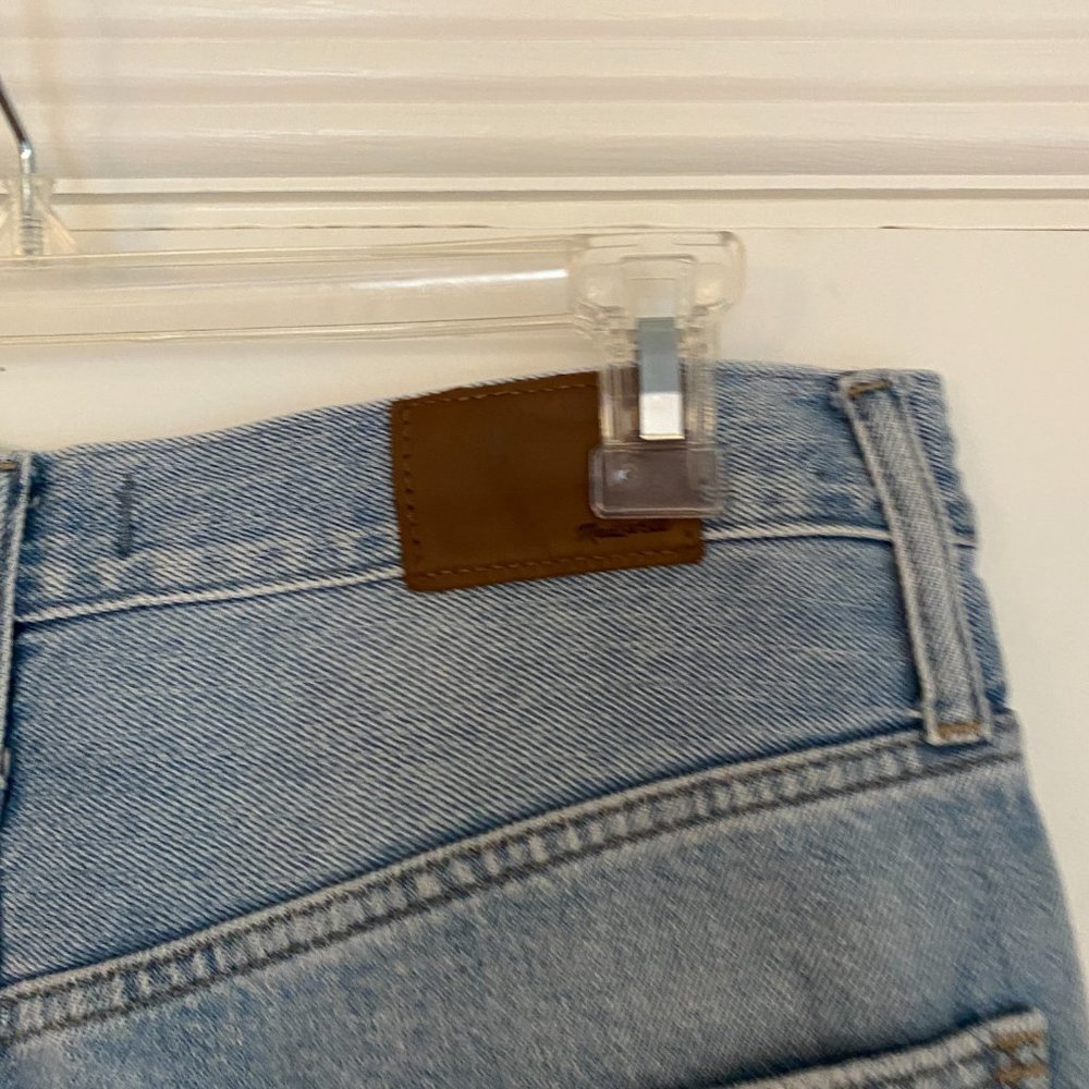 Madewell The Momjean Distressed Madewell Gilford Light Wash Size 30 - Picture 6 of 8